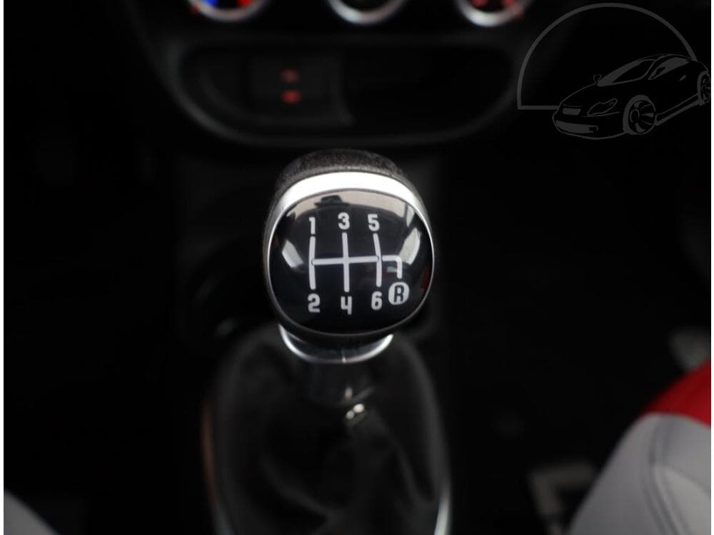 2013 Fiat 500 - 11