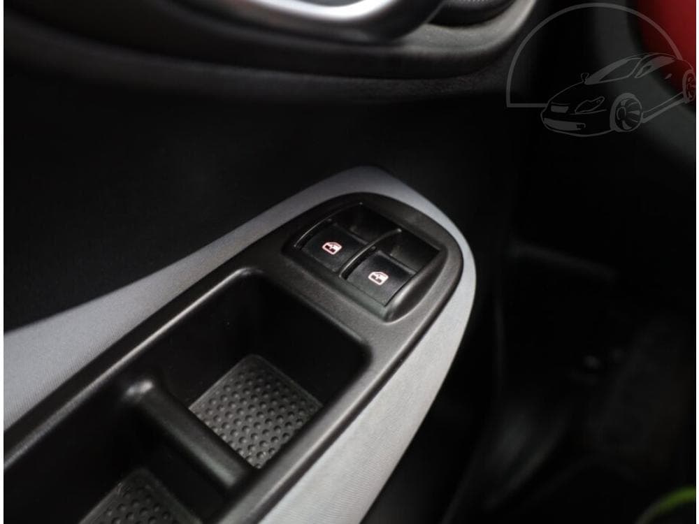 2013 Fiat 500 - 15