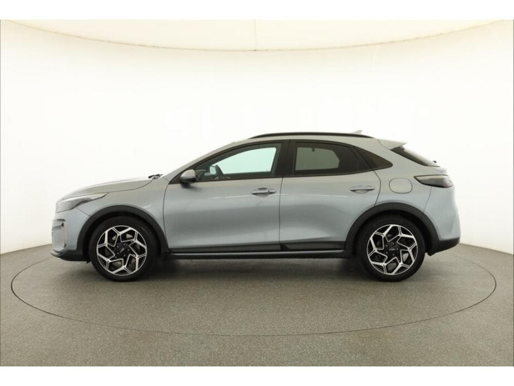 2023 Kia XCEED - 5