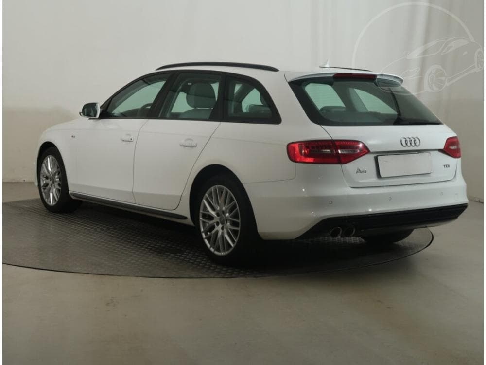 2015 Audi A4 - 10