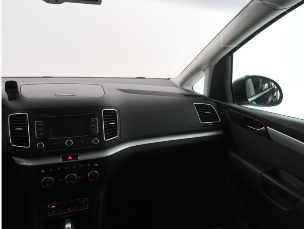 2015 Volkswagen SHARAN - 22