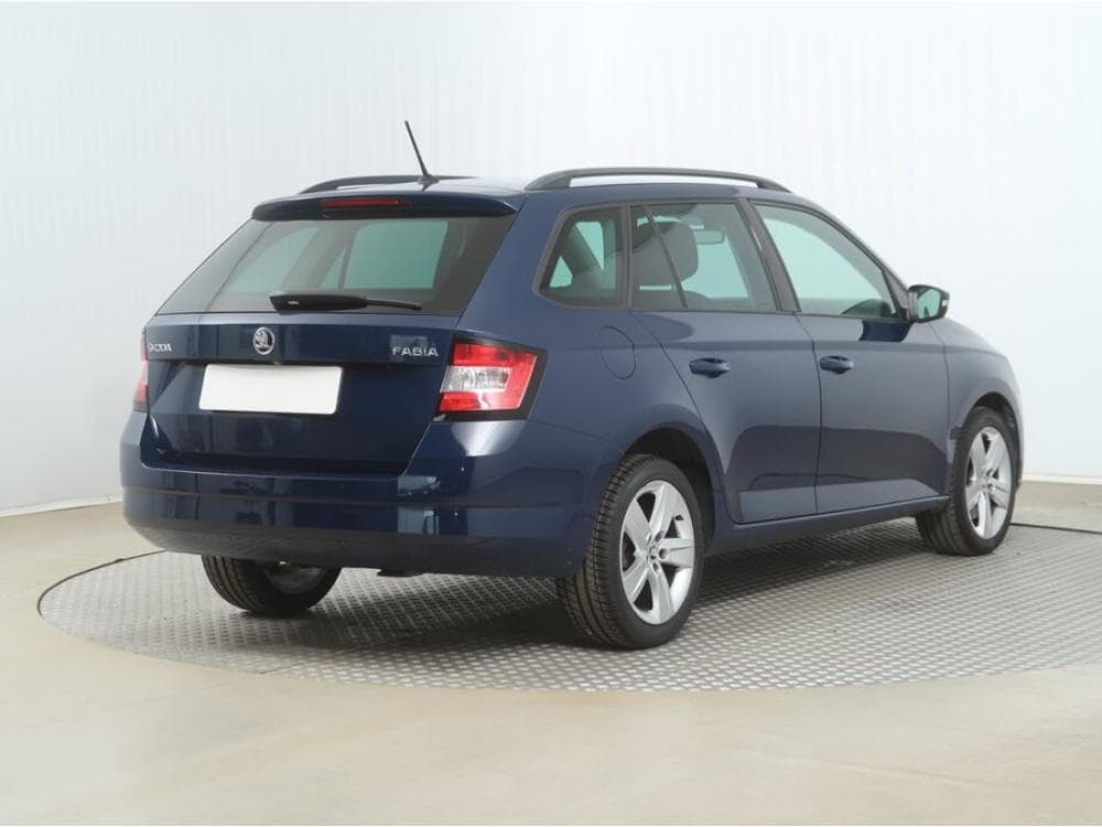 2016 Škoda FABIA - 5