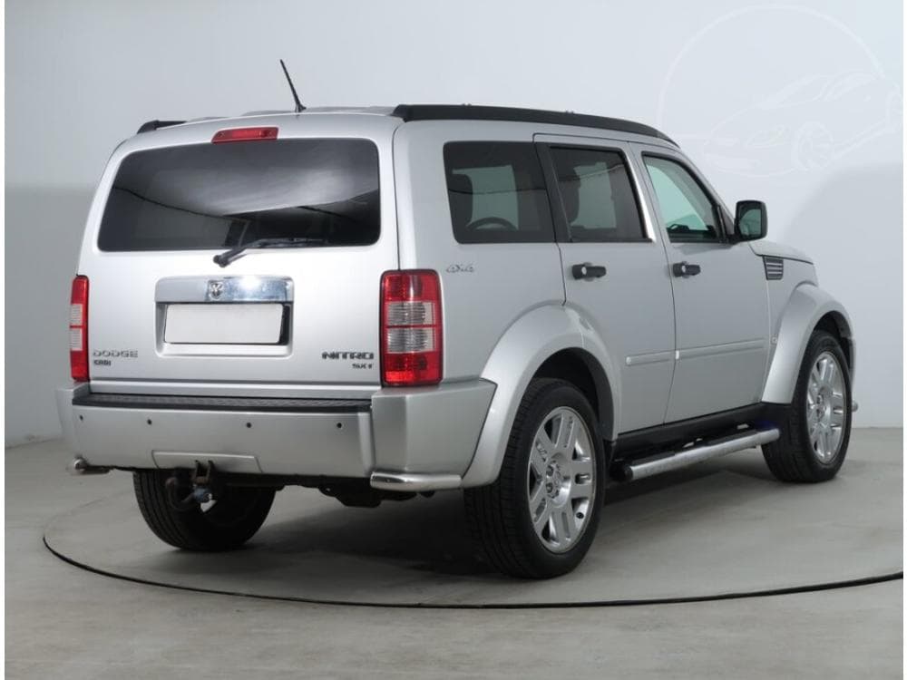 2009 Dodge NITRO - 5