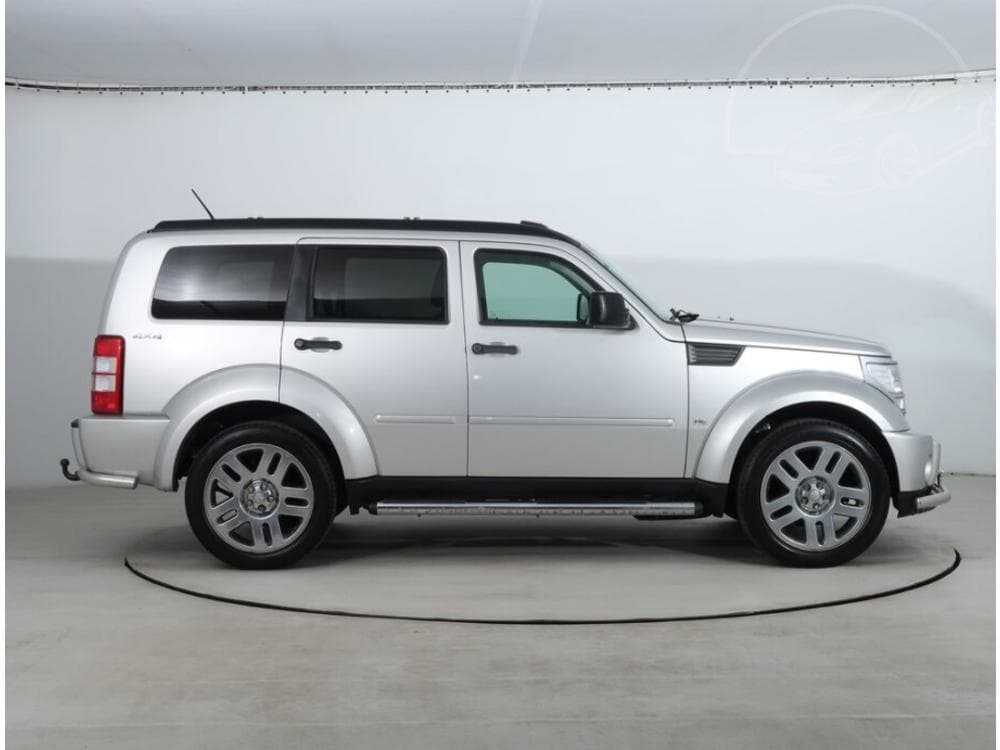 2009 Dodge NITRO - 6
