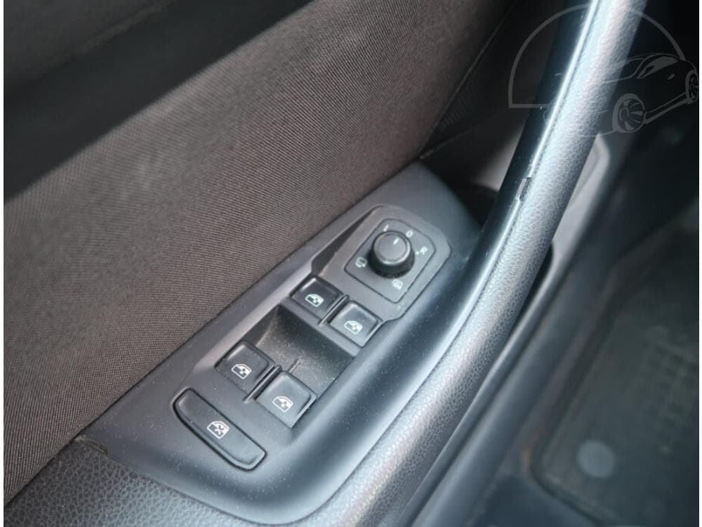 2016 Volkswagen PASSAT - 14