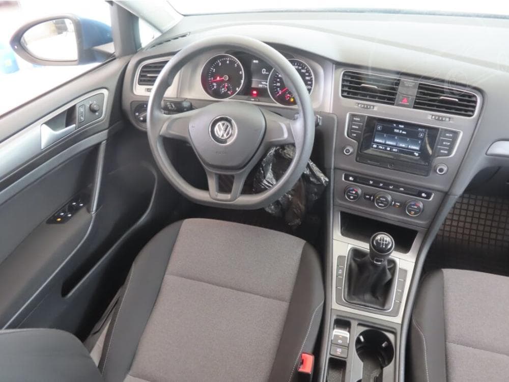 2016 Volkswagen GOLF - 7