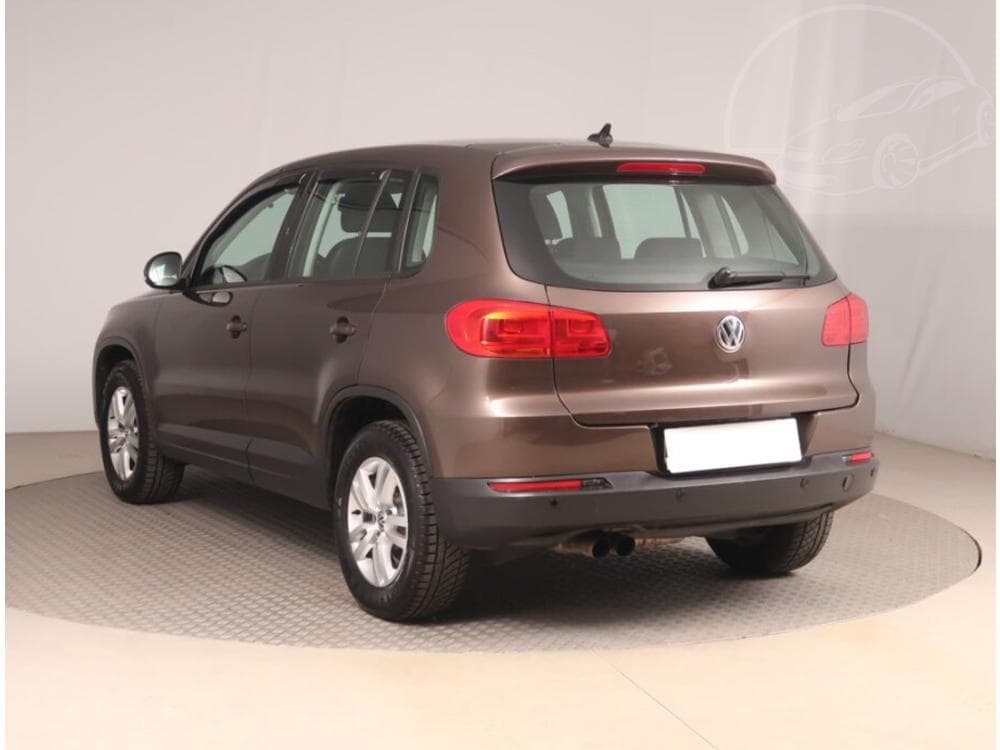 2012 Volkswagen TIGUAN - 4