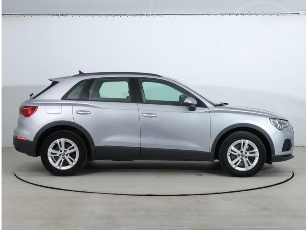 2019 Audi Q3 - 11