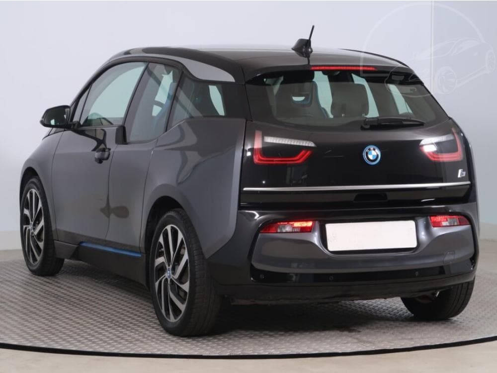 2020 BMW i3 - 7