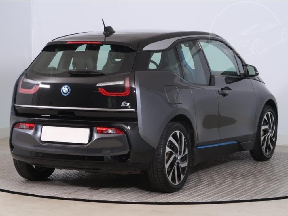 2020 BMW i3 - 9