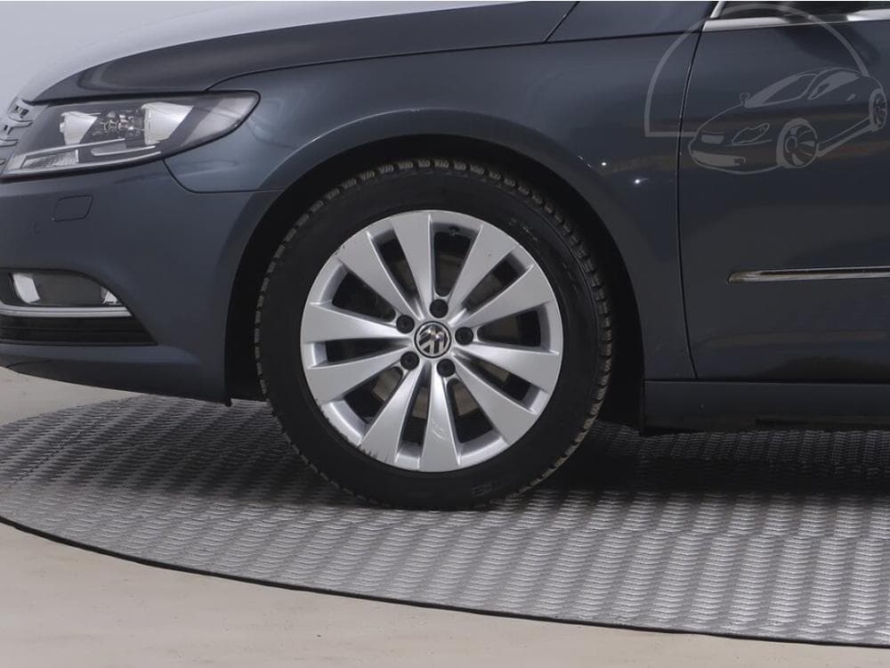 2013 Volkswagen CC - 40
