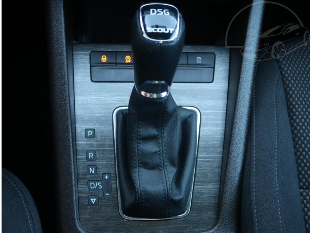 2017 Škoda OCTAVIA - 13