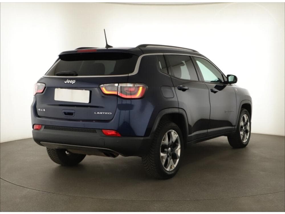 2017 Jeep COMPASS - 13