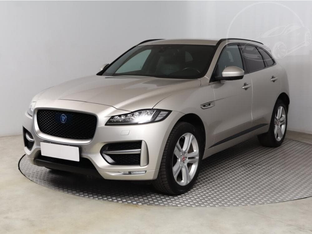 2018 Jaguar F-PACE - 4