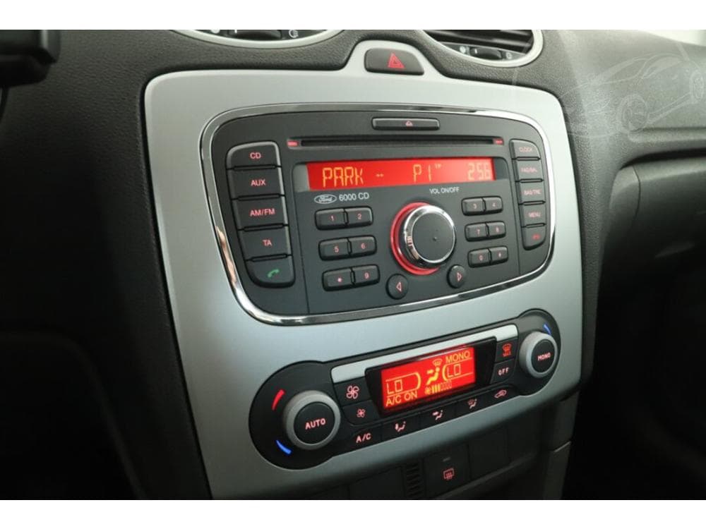 2007 Ford FOCUS - 9