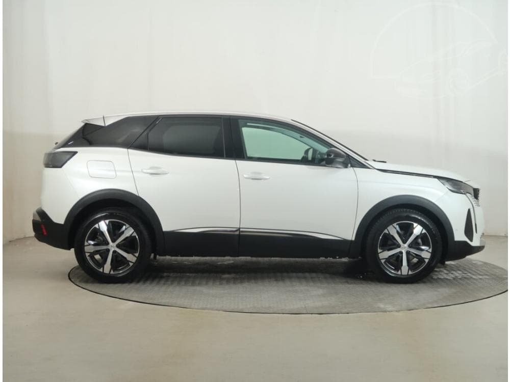 2022 Peugeot 3008 - 11