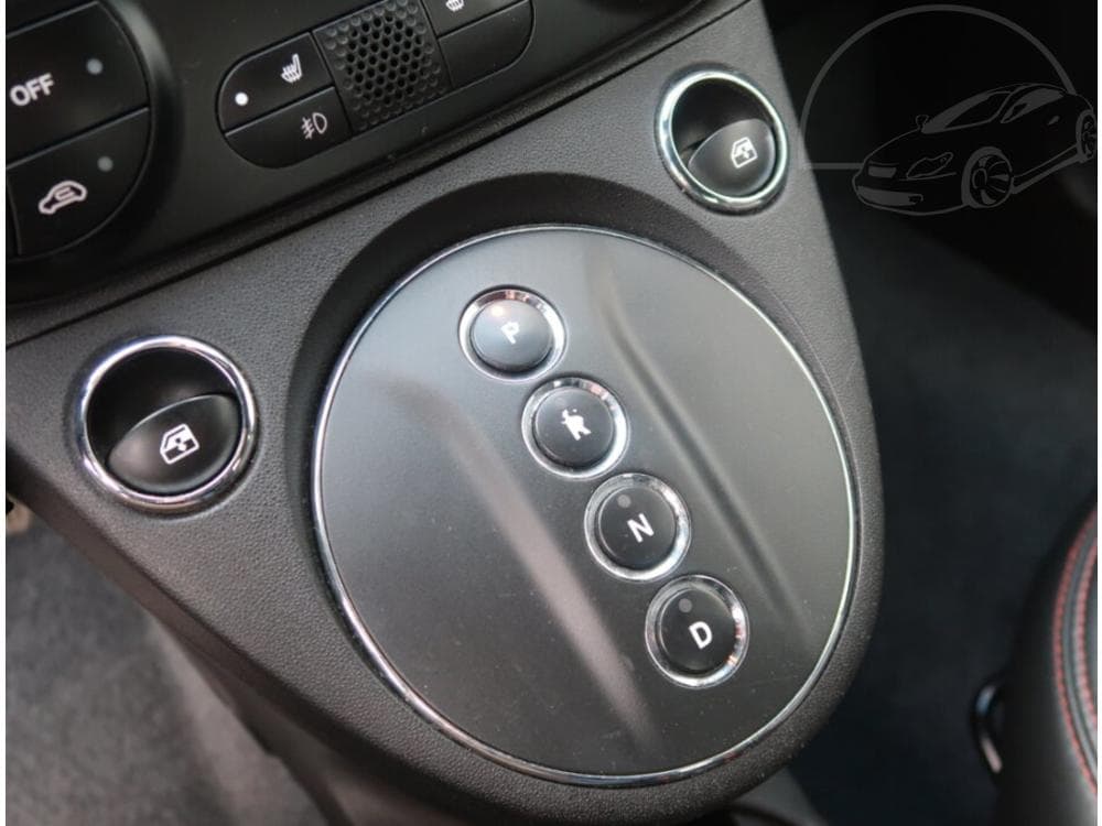 2014 Fiat 500 - 11