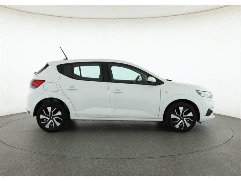 2025 Dacia SANDERO - 16