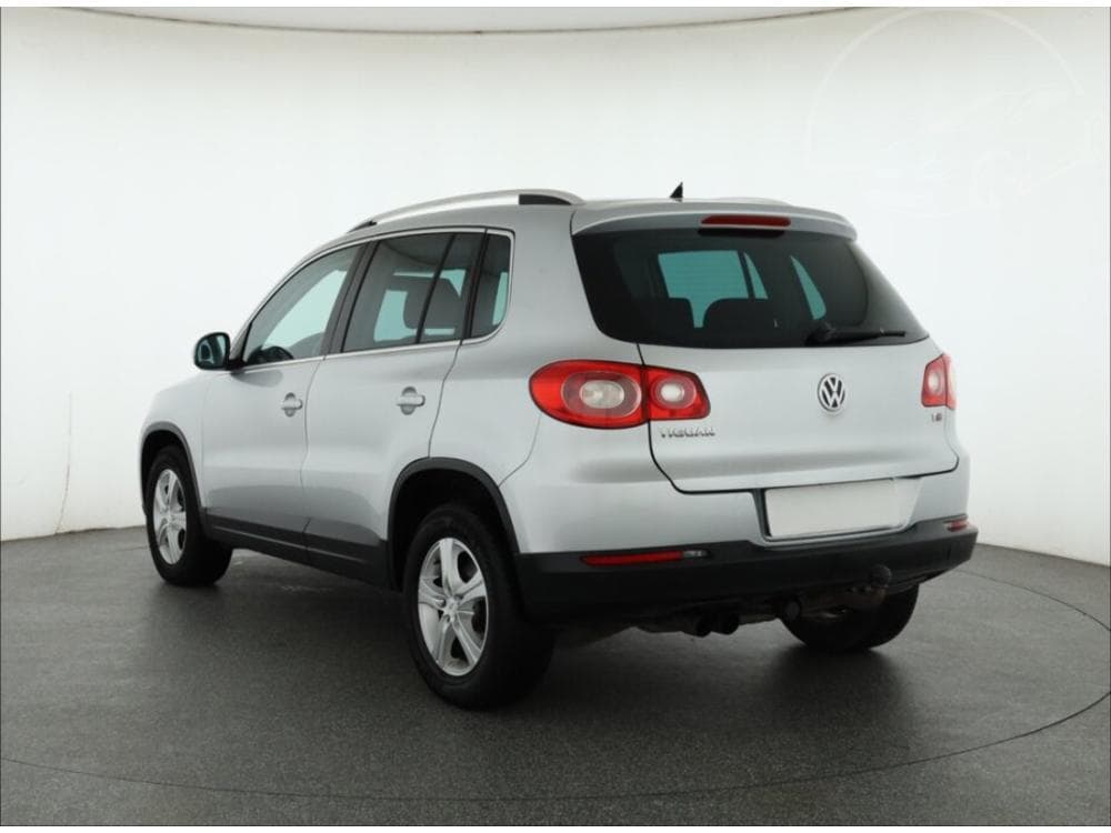 2009 Volkswagen TIGUAN - 4