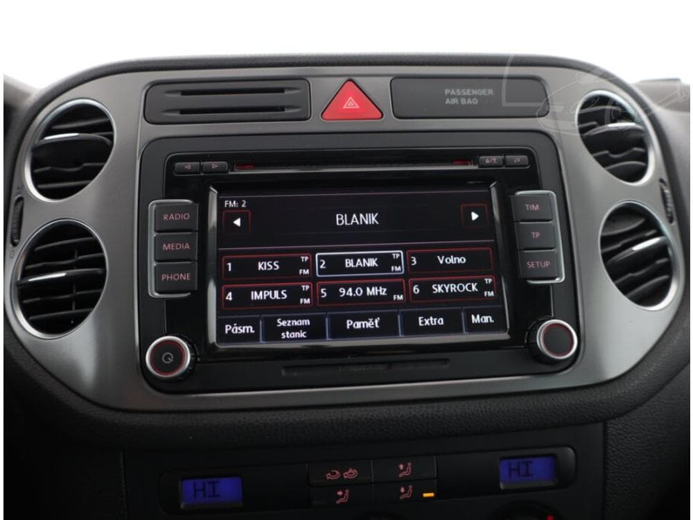 2009 Volkswagen TIGUAN - 12
