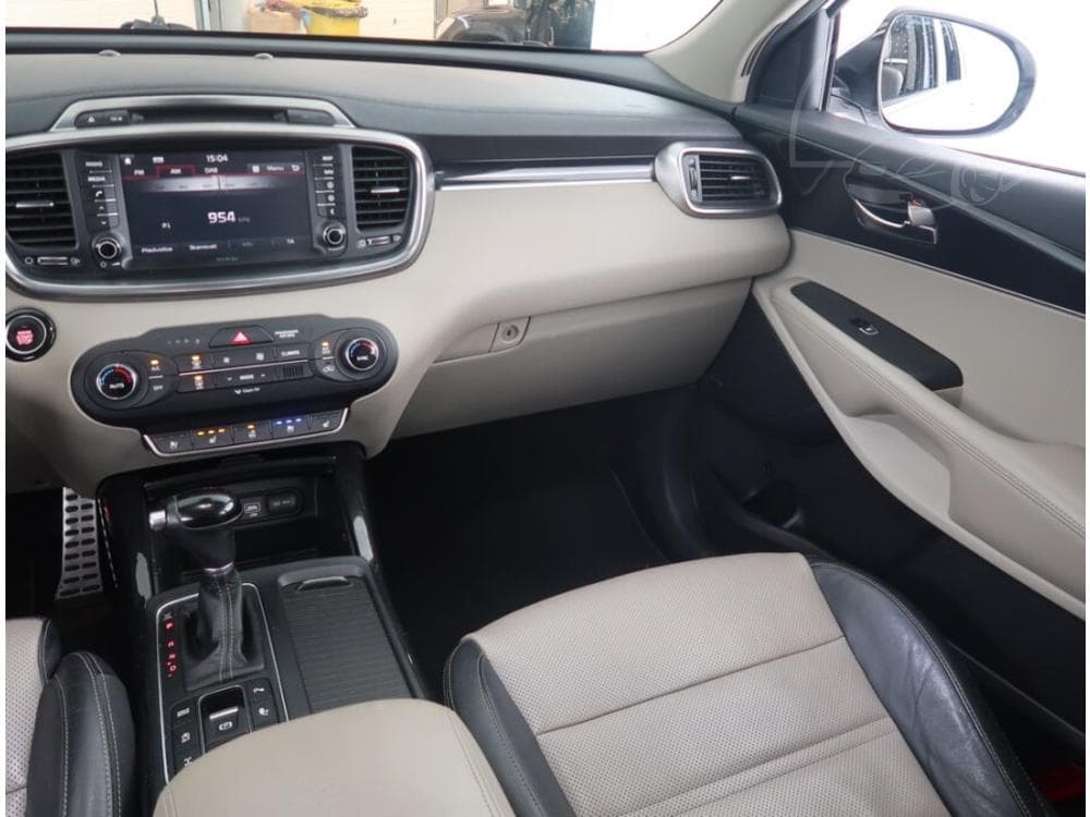 2016 Kia SORENTO - 15