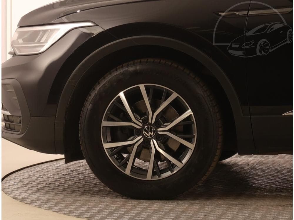 2021 Volkswagen TIGUAN - 29