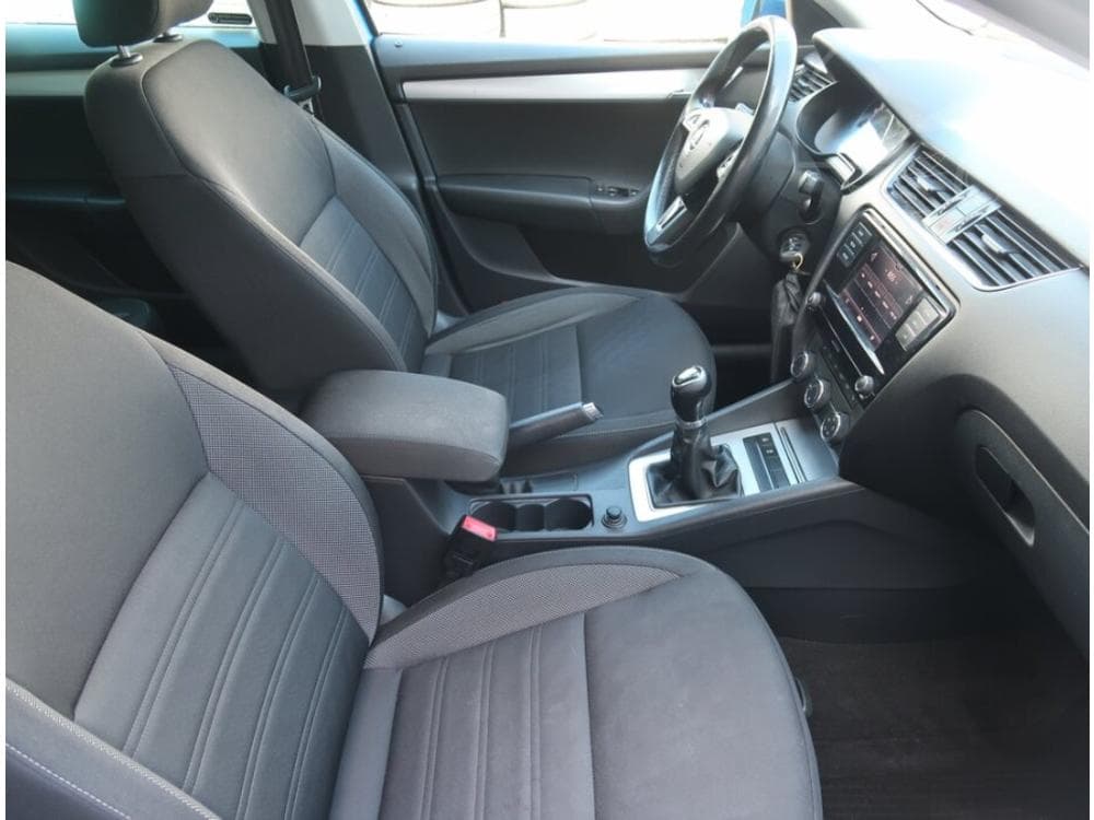 2018 Škoda OCTAVIA - 9