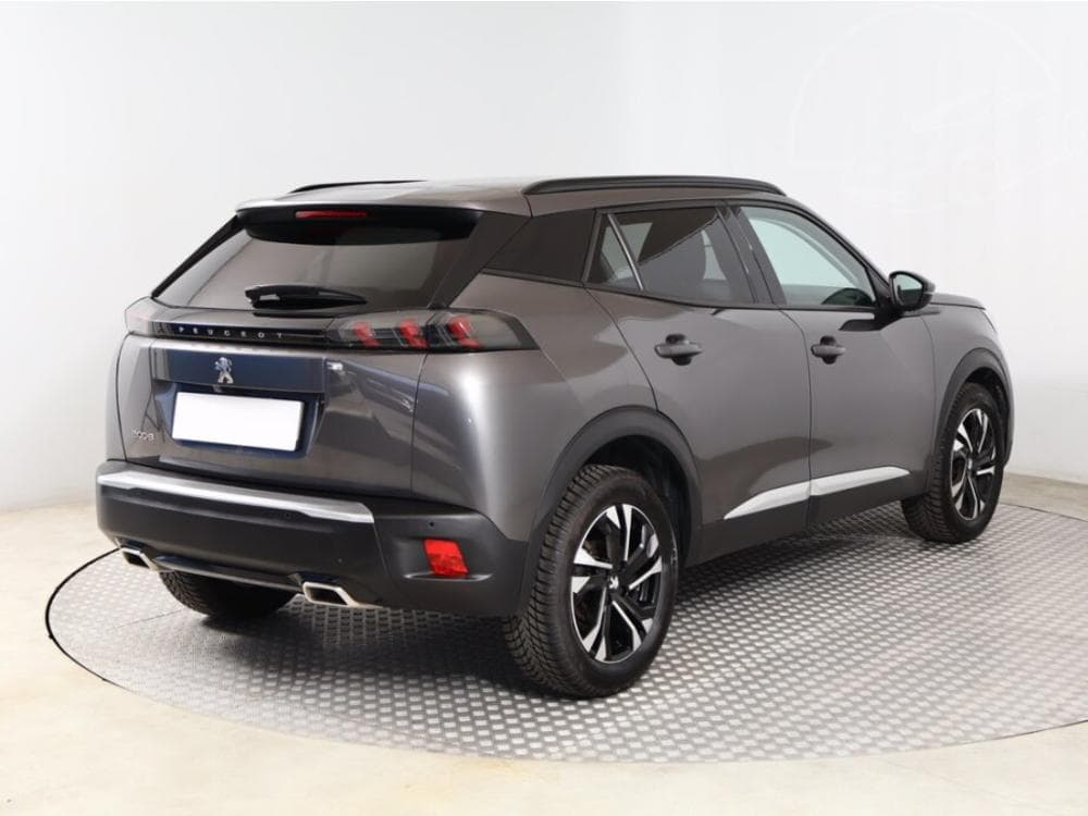 2021 Peugeot 2008 - 13