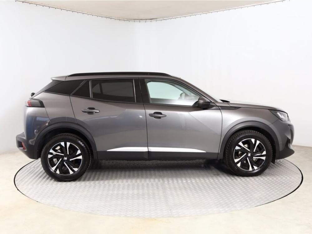 2021 Peugeot 2008 - 16