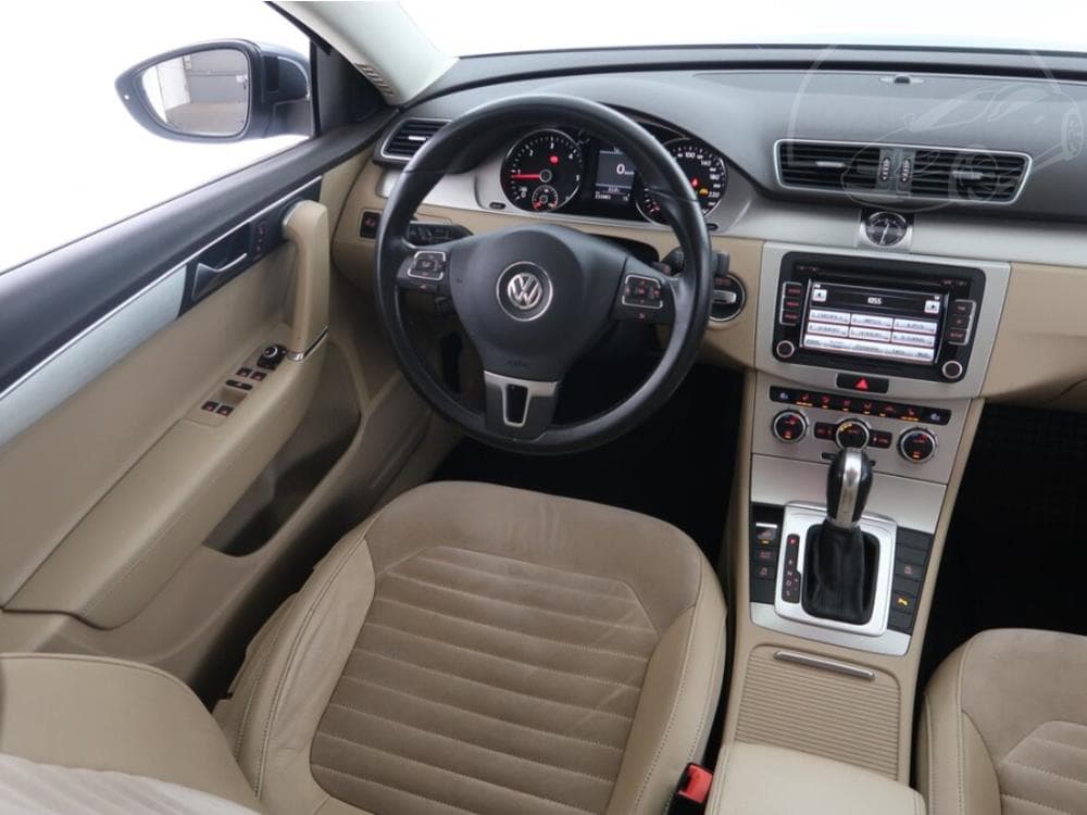 2014 Volkswagen PASSAT - 7