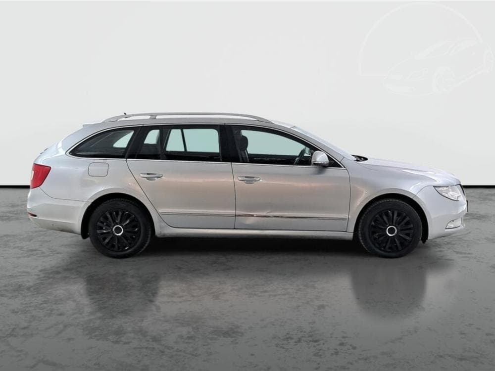2010 Škoda SUPERB - 6