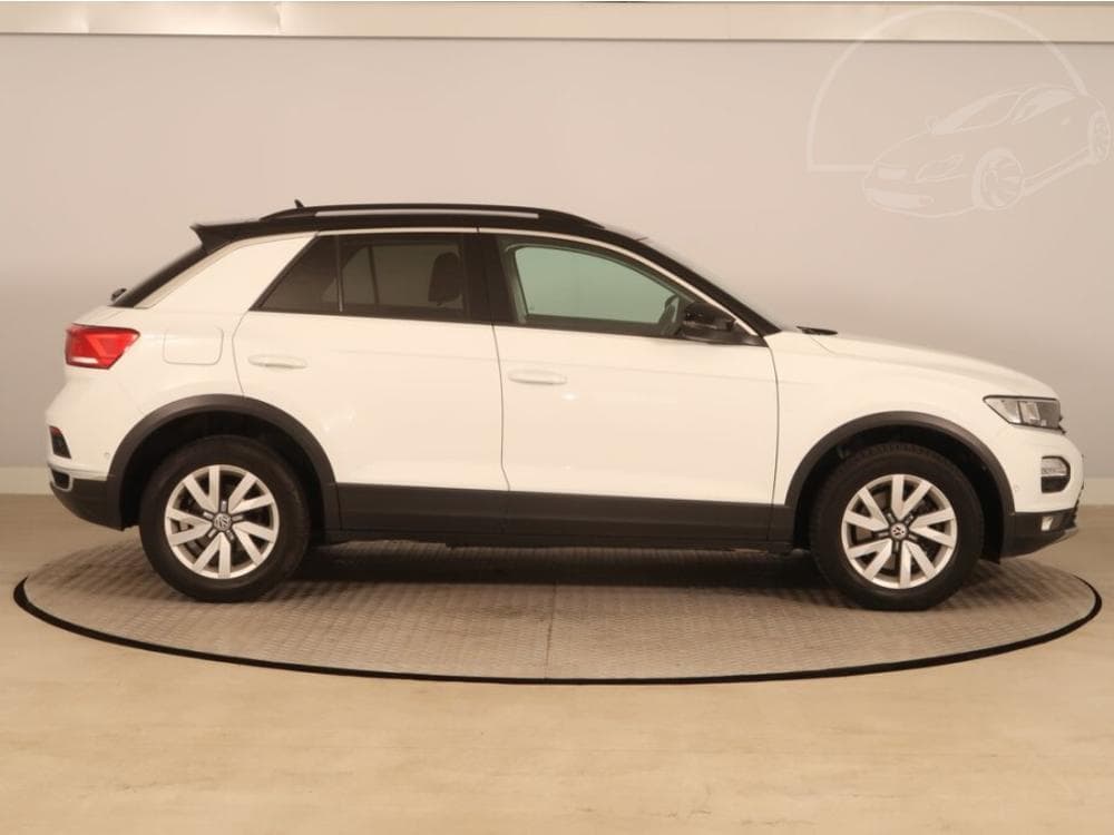 2019 Volkswagen T-ROC - 11