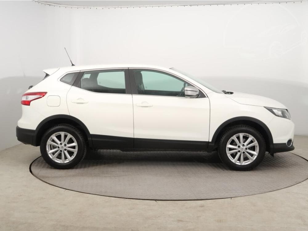 2016 Nissan QASHQAI - 6