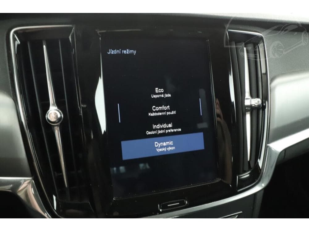 2018 Volvo V90 - 40