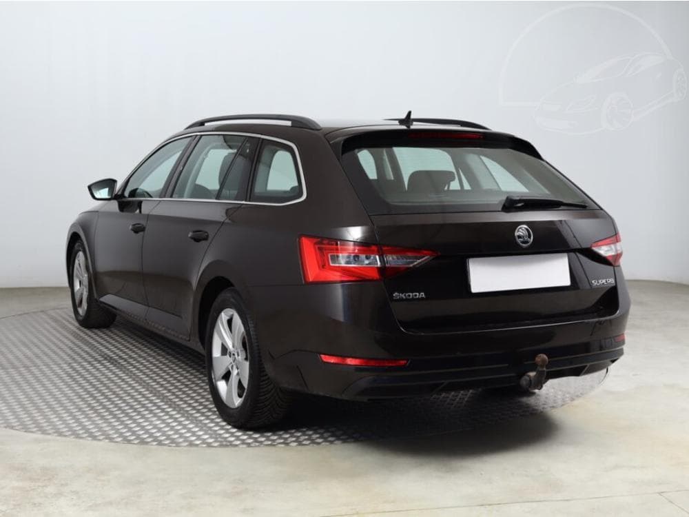 2016 Škoda SUPERB - 10