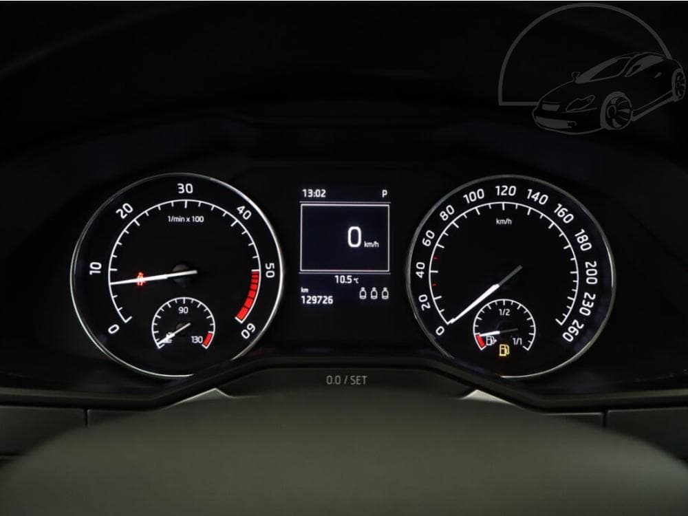 2016 Škoda SUPERB - 25