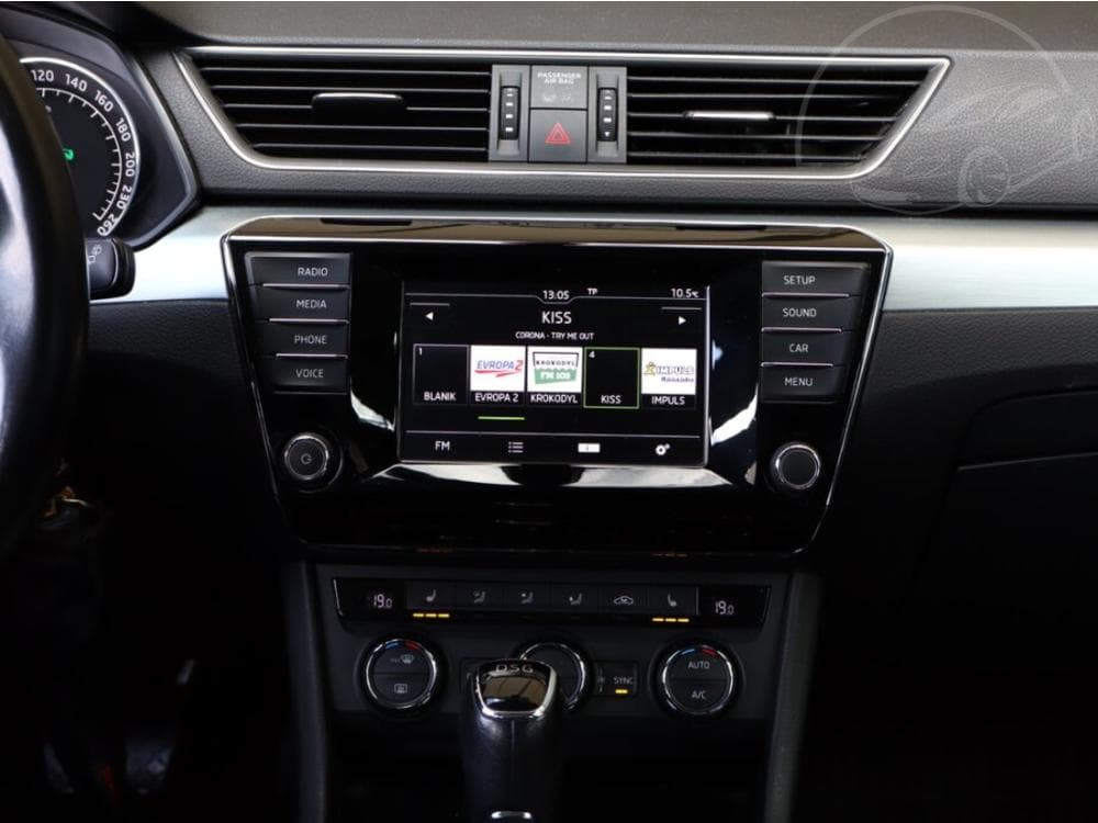 2016 Škoda SUPERB - 28