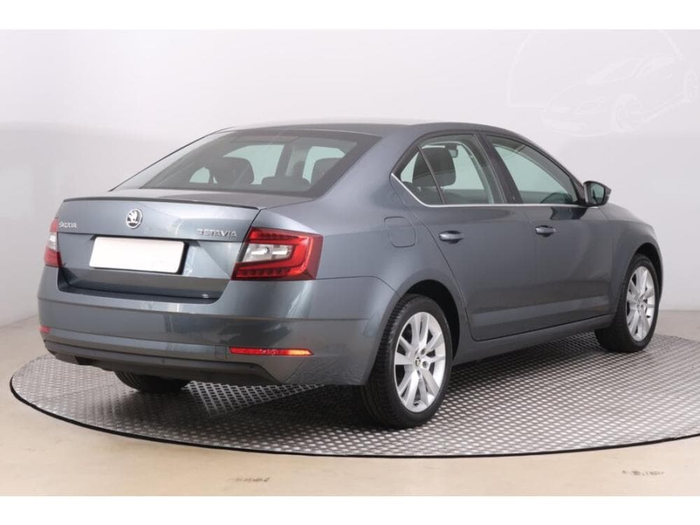 2018 Škoda OCTAVIA - 13