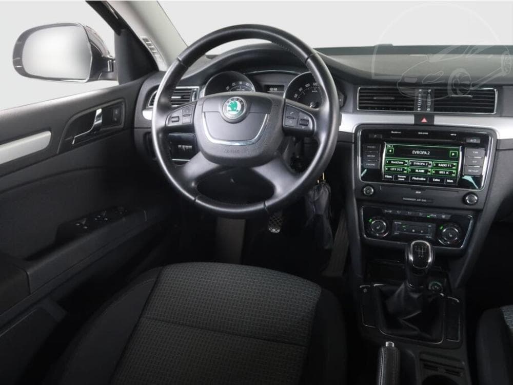 2012 Škoda SUPERB - 7