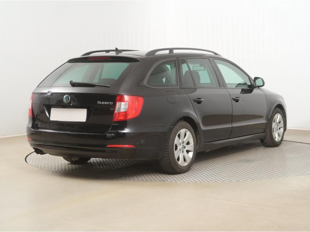 2012 Škoda SUPERB - 5
