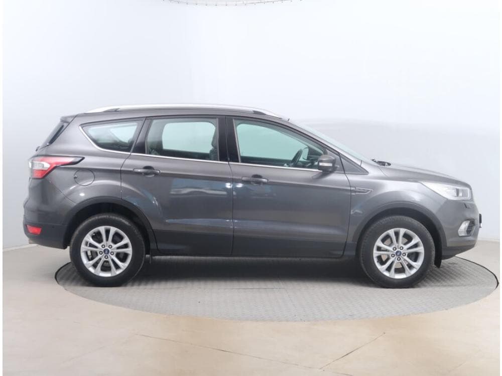 2019 Ford KUGA - 16