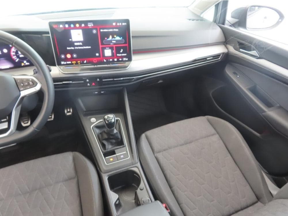 2025 Volkswagen GOLF - 15