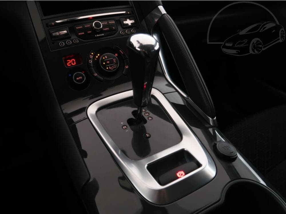 2014 Peugeot 3008 - 13