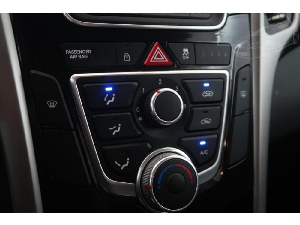 2015 Hyundai i30 - 13