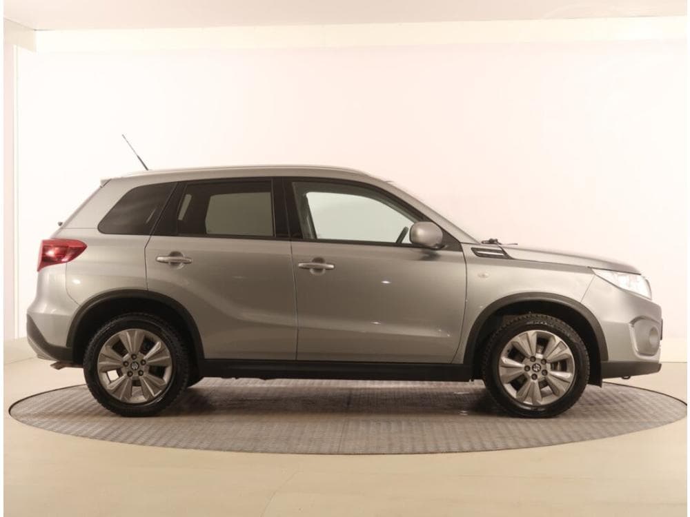 2019 Suzuki VITARA - 16