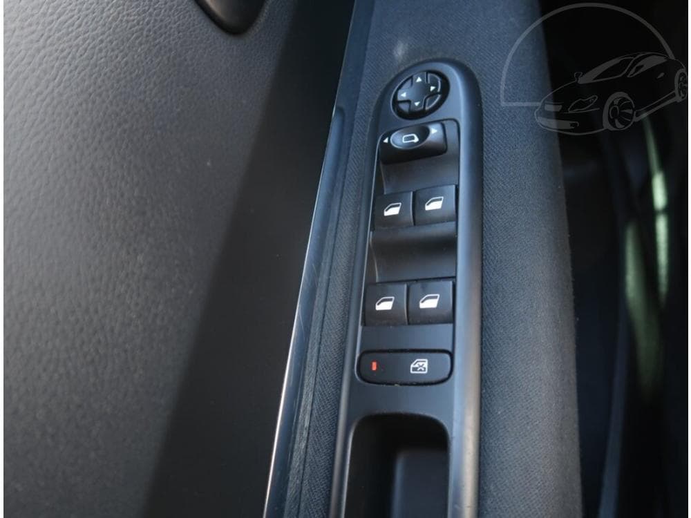 2015 Peugeot 5008 - 15