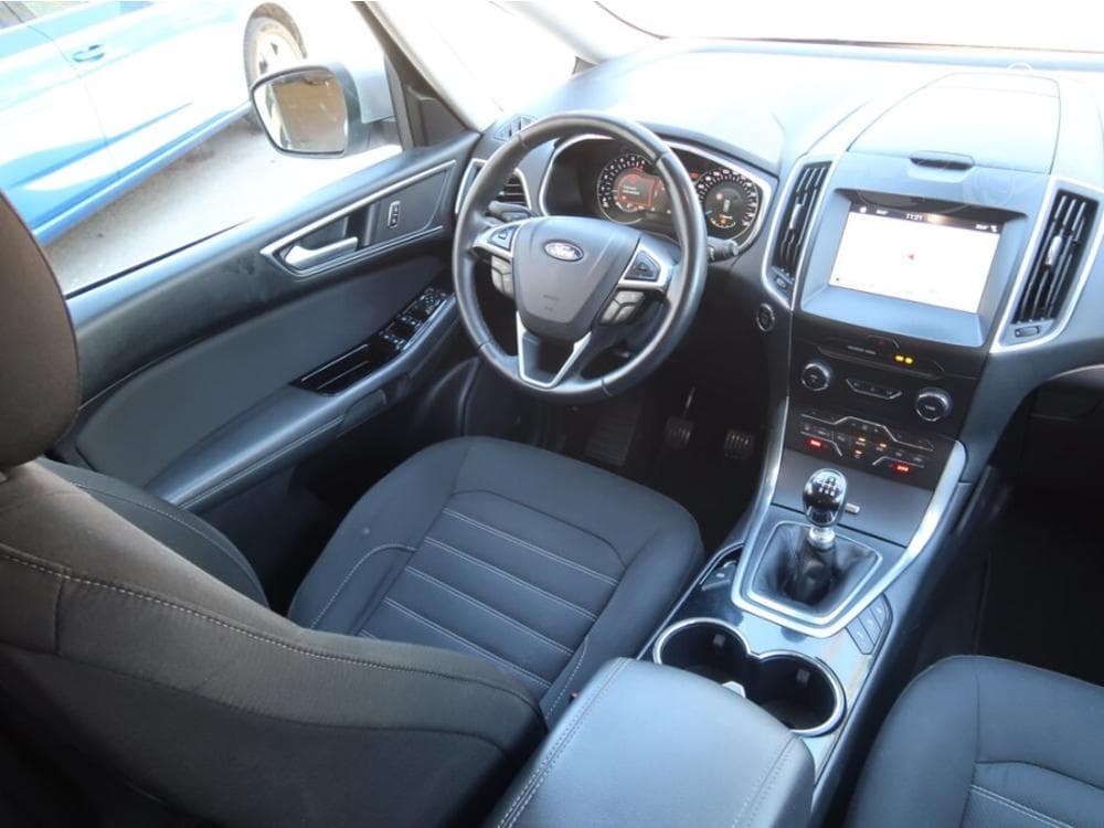 2019 Ford GALAXY - 19