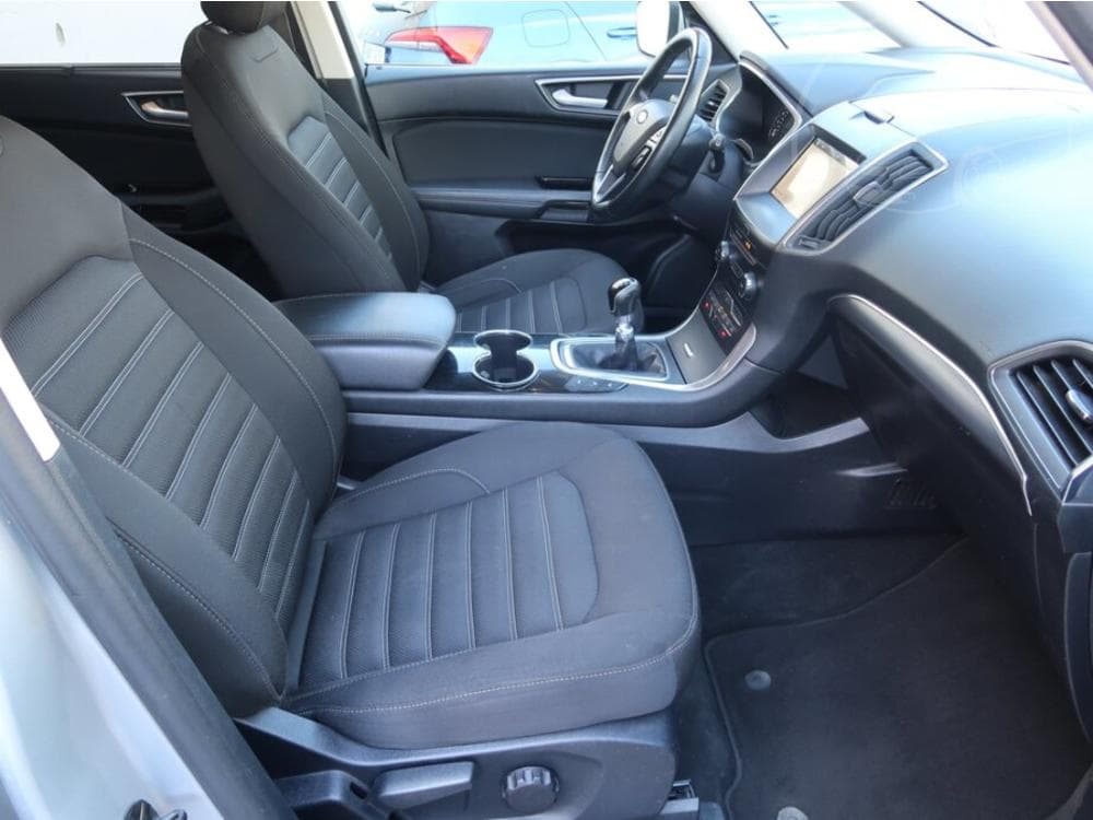 2019 Ford GALAXY - 25