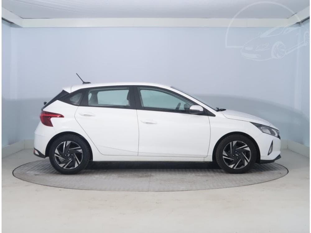 2021 Hyundai i20 - 16