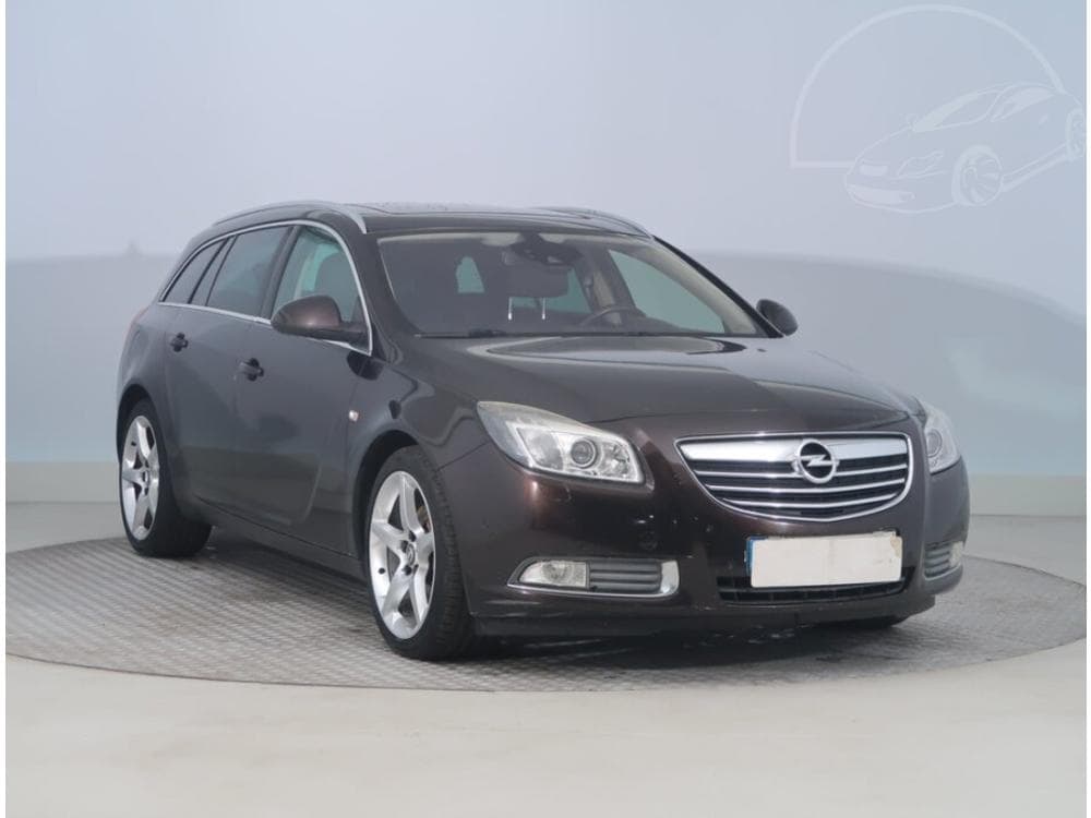 2011 Opel INSIGNIA